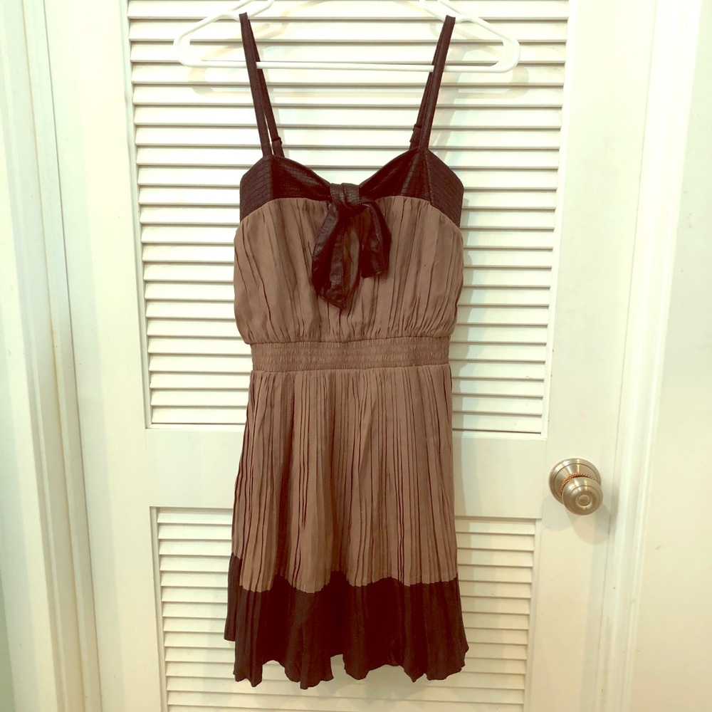 DOUBLE ZERO Party Pleated Skater Dress. Fit&Flare.
